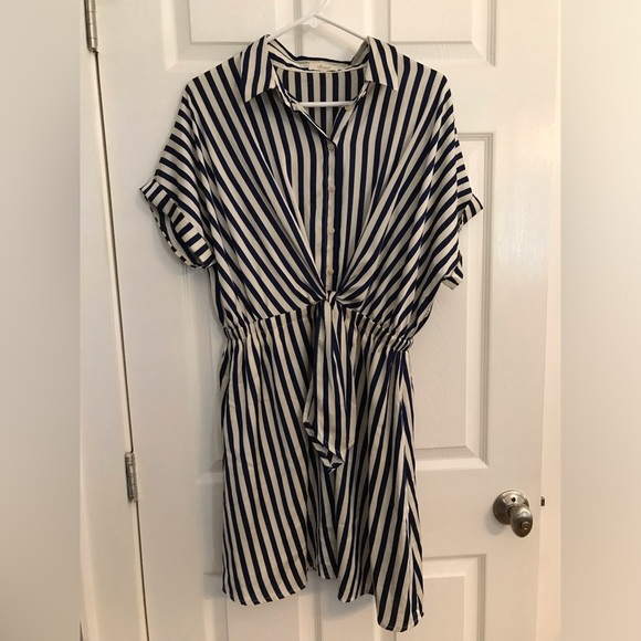 Y’Coo Paris Striped Shirt Dress with Elasticized Waist and Tie Size Large - Picture 1 of 4